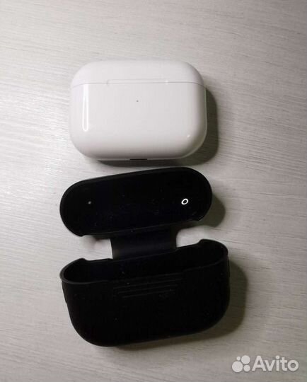 Беспроводные наушники airpods pro