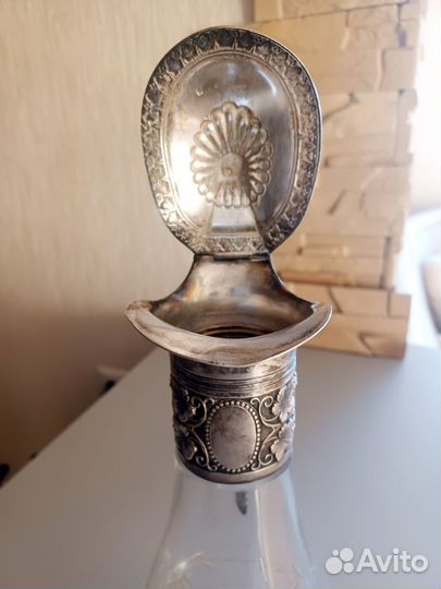 Уникальный Антикварный графин для вина