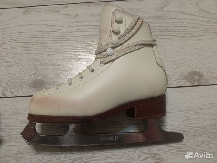 Коньки фигурные wifa 28 LL