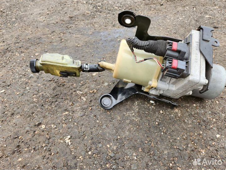 Насос гидроусилителя руля Mazda 3 BL 2011
