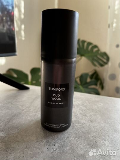 Дезодорант Tom ford oud wood