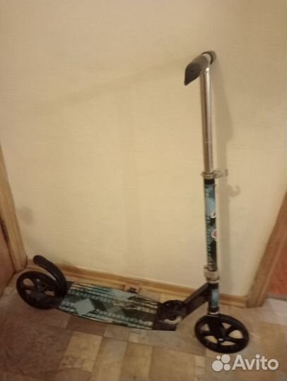 Самокат взрослый с большими колесами