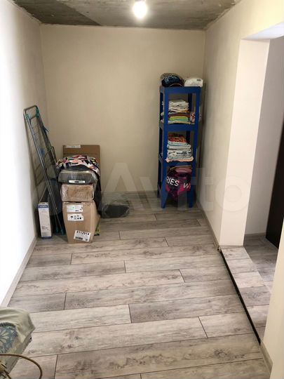 2-к. квартира, 37 м², 1/3 эт.