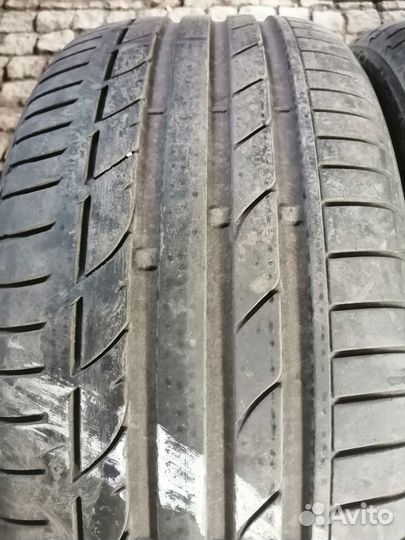 Bridgestone Potenza S001 245/40 R20 и 275/35 R20 102