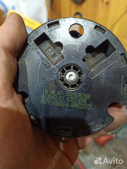 Jetta 6 зеркало левое в разборе