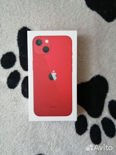 iPhone 13 128 red