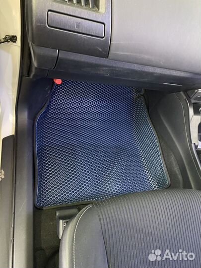 Коврики в машину ева в подарок подпятник + 2 лого