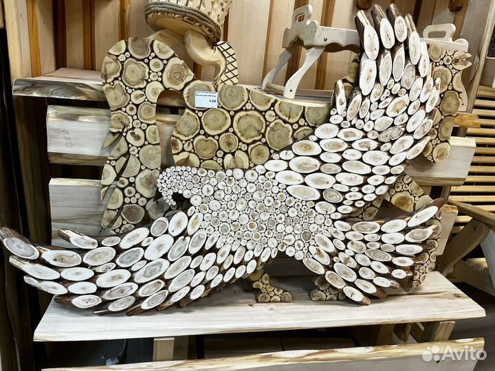 Панно из можжевельника