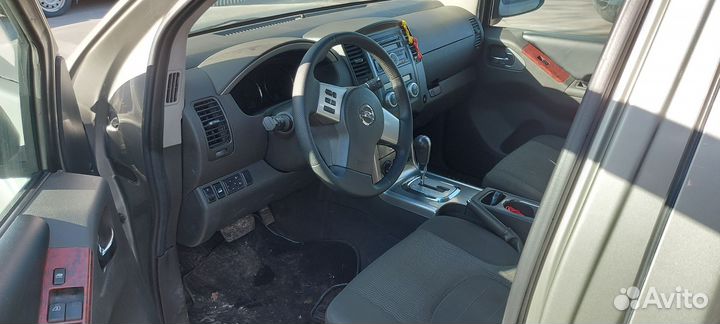 Nissan Pathfinder 2.5 AT, 2011, 299 000 км