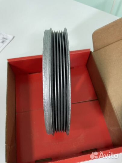 Шкив коленвала Volvo XC70,D5