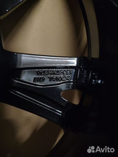 Skoda Lyra Black 17е Новые Оригинал