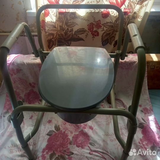 Стул-туалет