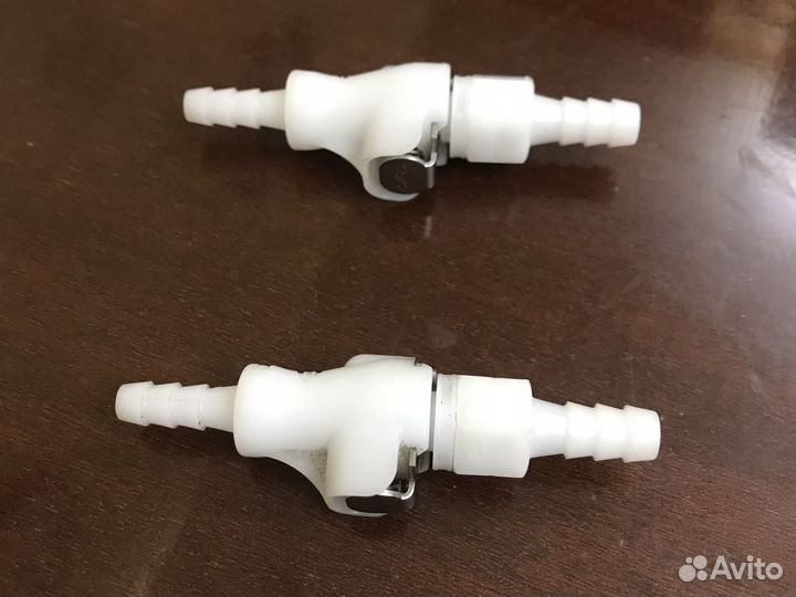 Быстросъёмное разъединение с обратным клапаном