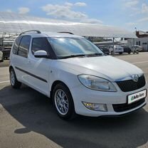 Skoda Roomster 1.4 MT, 2012, 205 000 км, с пробегом, цена 618 000 руб.