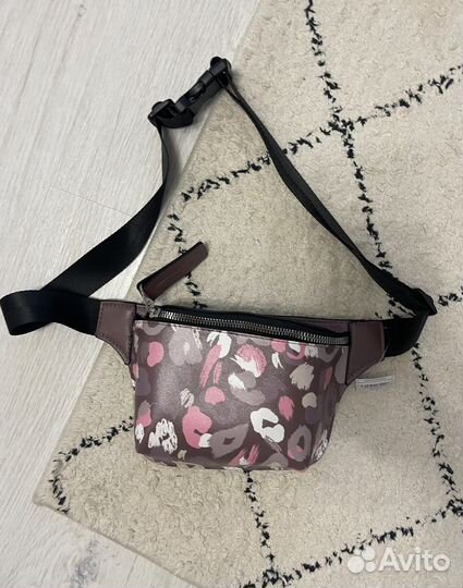 Сумка поясная для девочки новая