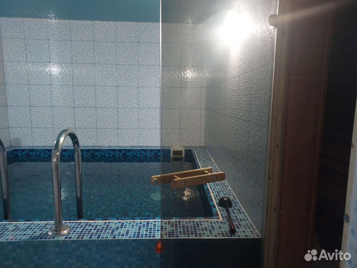 Сауна с бассейном