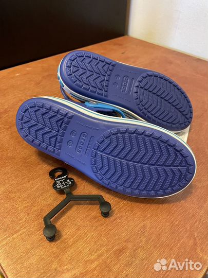 Сандалии crocs c13 новые