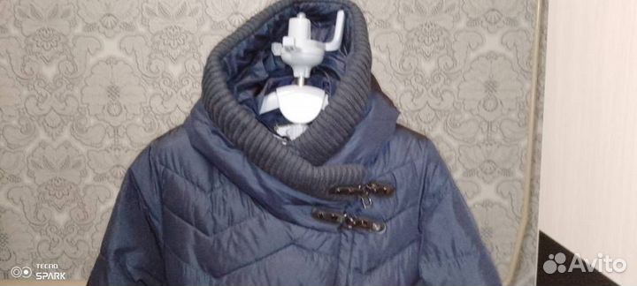 Продам пуховик р52 женский зима синий очень тёплый
