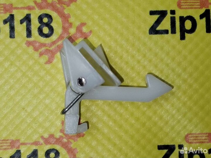 Крючок люка стиральной машины