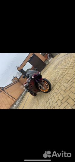 Suzuki 750