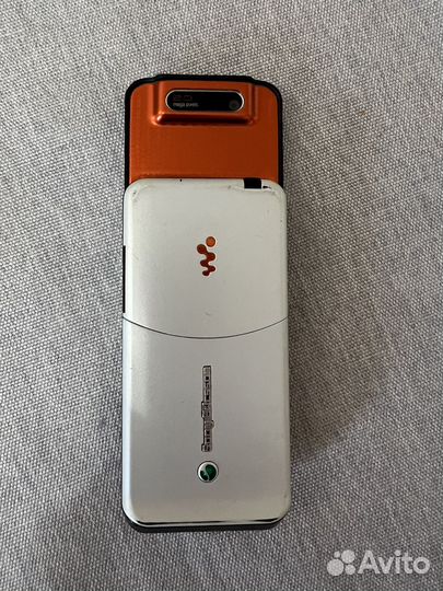 Sony Ericsson W580i