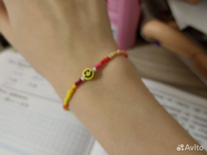 Браслет из бисера
