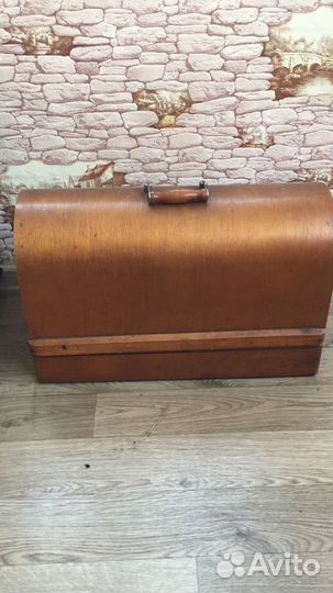 Швейная машина