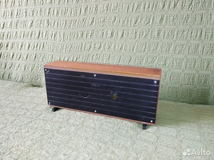 Часы настольные. Янтарь. СССР