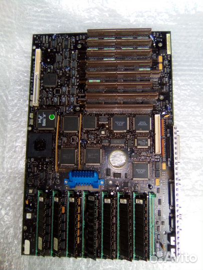Материнская плата с процессором