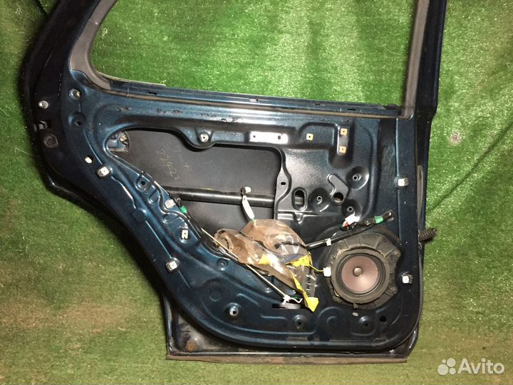 Дверь задняя левая Toyota Cresta GX90 Пустая