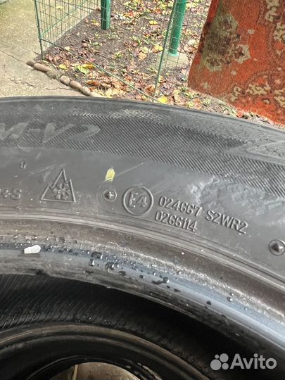 Bridgestone Blizzak Ice 225/60 R17 99S