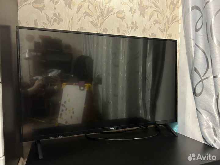 Телевизор philips 43 на запчасти