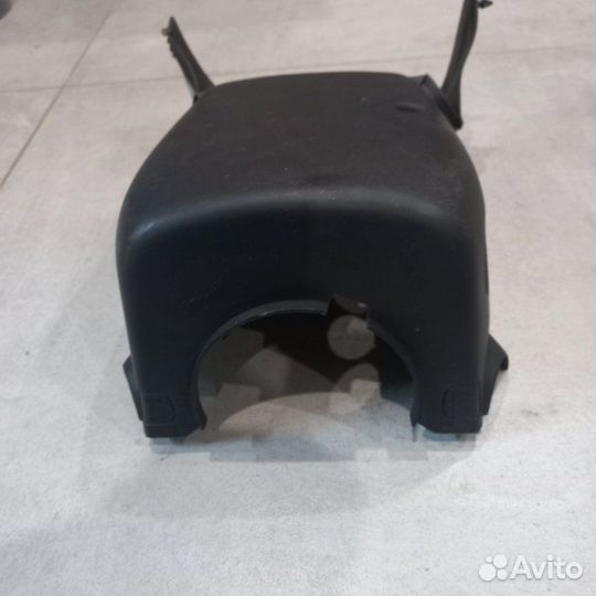 Кожух рулевой колонки Infiniti Q50