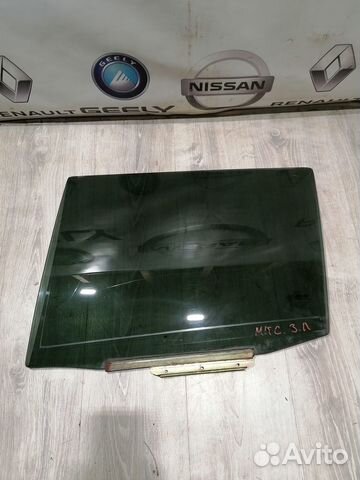 Стекло боковое двери Geely MK cross Лев