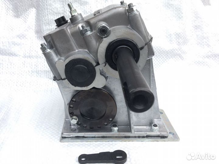 Коробка реверса-Реверс редуктор (Мотобуксировщик)