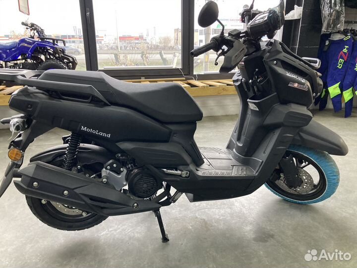 Скутер Motoland tank 150 (WY150-5C) черный