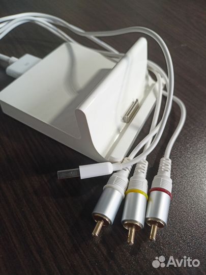Apple док станция 30pin + RCA кабель