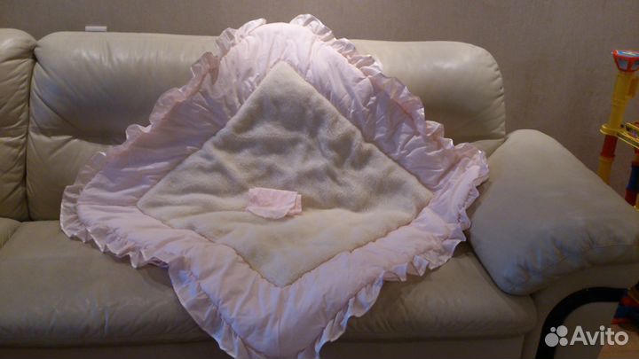 Одеяло-конверт с овчиной на выписку девочки