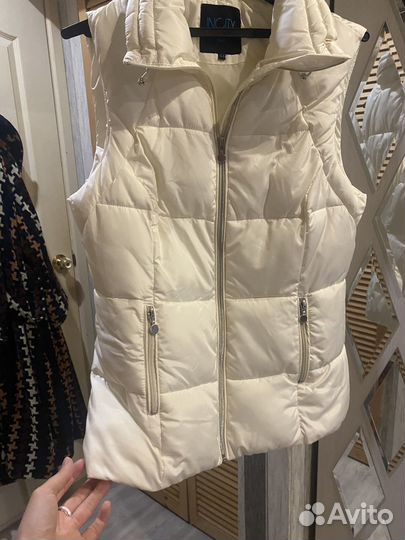 Жилетка женская утепленная