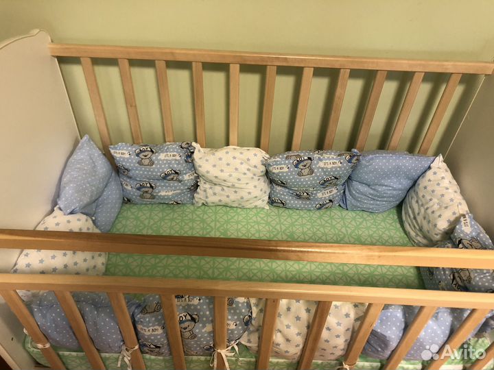 Детская кроватка
