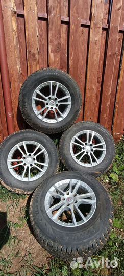 R16 Laufenn I Fit Ice LW 71 225/70, PCD 5x114.3 DIA 60.1