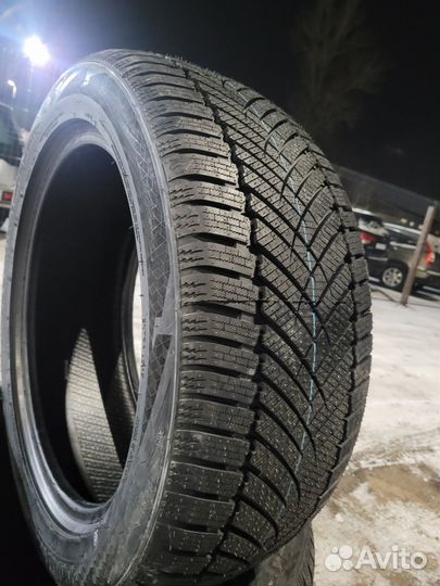 Armstrong SKI-TRAC HP 225/45 R17 94V