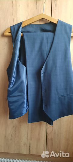 Классический костюм тройка