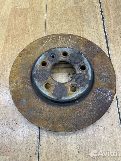 Тормозной диск передний правый Opel Astra J A16XER