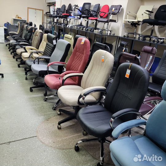 Компьютерное кресло офисное кресло