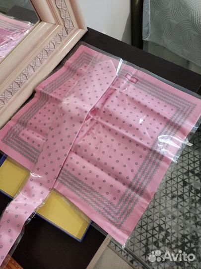 Галстук мужской шелковый