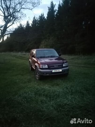 Isuzu Trooper 3.5 AT, 2001, 133 000 км