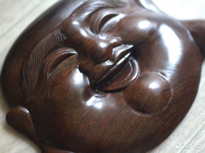 Маска деревянная Хотэй