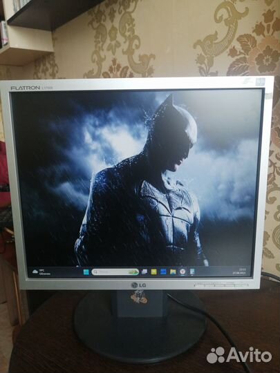 Монитор LG flatron L1750S