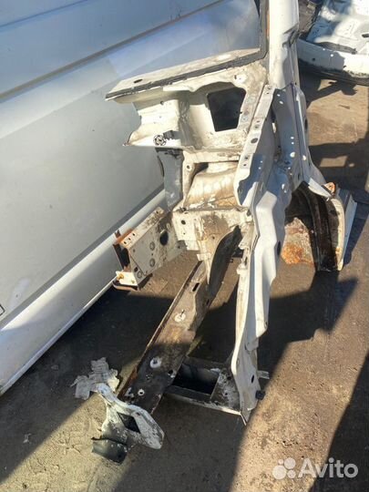 Лонжерон передний левый Vw Transporter T5 AXA